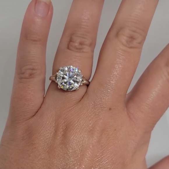 New 5ct Certified Moissanite Engagement Ring - Picture 3 of 12